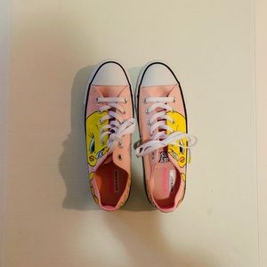 Converse Looney Toons Tweety Sneakers Sz: M8/W10